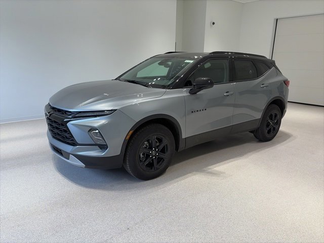 New 2026 Chevrolet Blazer LT image 3