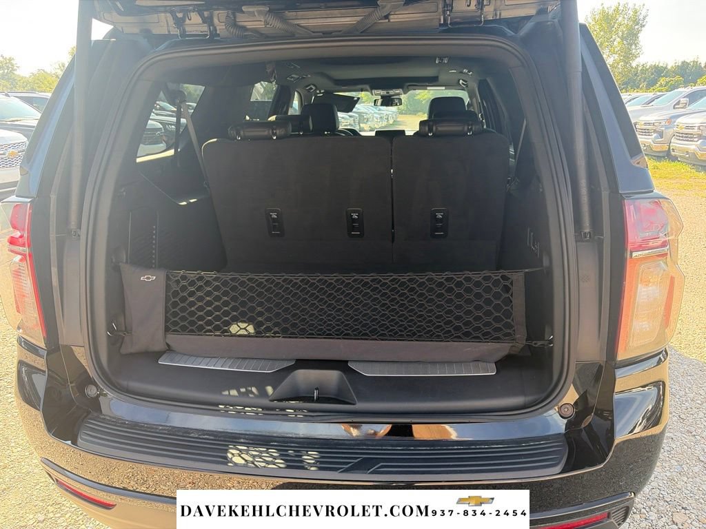Used 2024 Chevrolet Suburban Z71 w/ Luxury Package AWD/4WD image 23