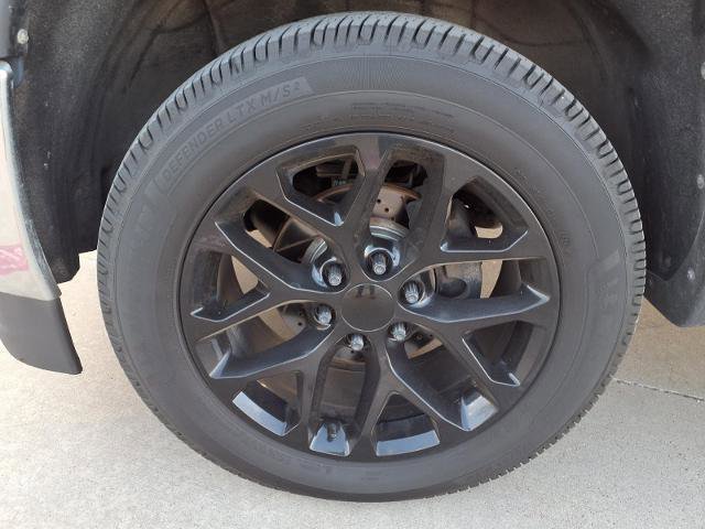 Used 2018 GMC Sierra 1500 SLT w/ Enhanced Driver Alert Package image 21