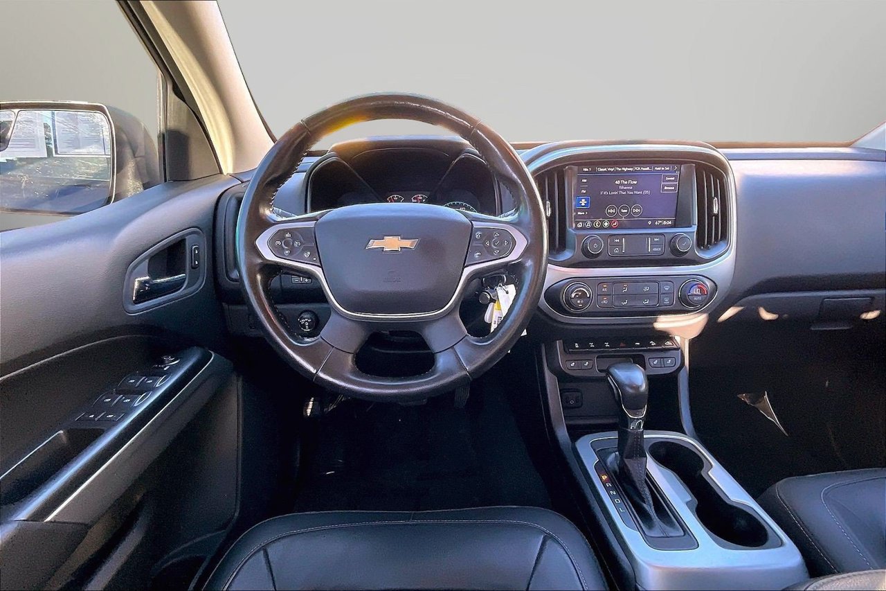 Used 2022 Chevrolet Colorado ZR2 w/ ZR2 Midnight Special Edition AWD/4WD image 11