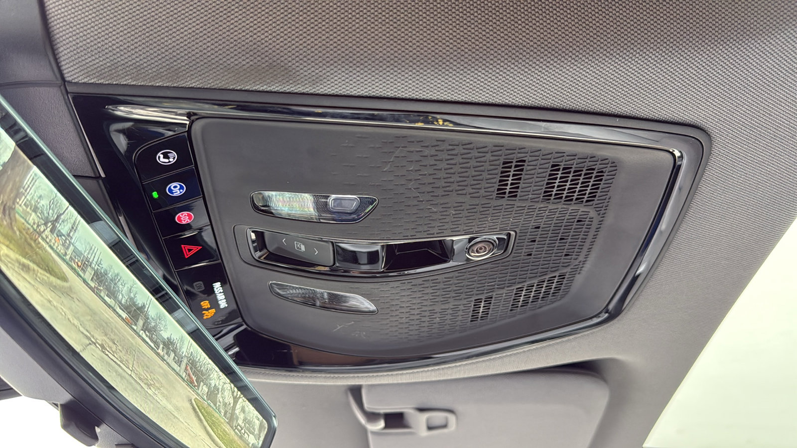 New 2026 Cadillac Optiq Luxury 2 image 26