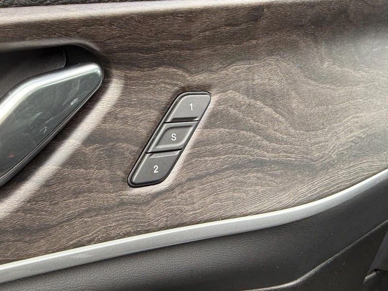 New 2025 Jeep Grand Cherokee L Limited w/ Black Appearance Package image 12