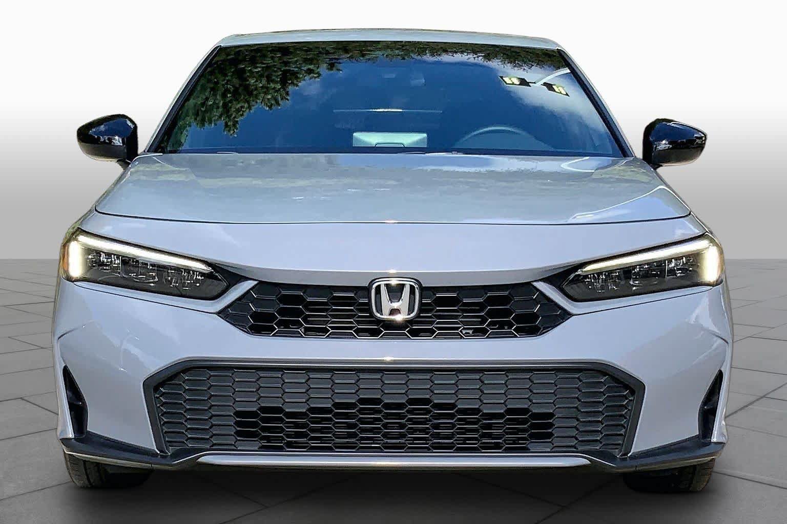 Used 2025 Honda Civic Sport image 3