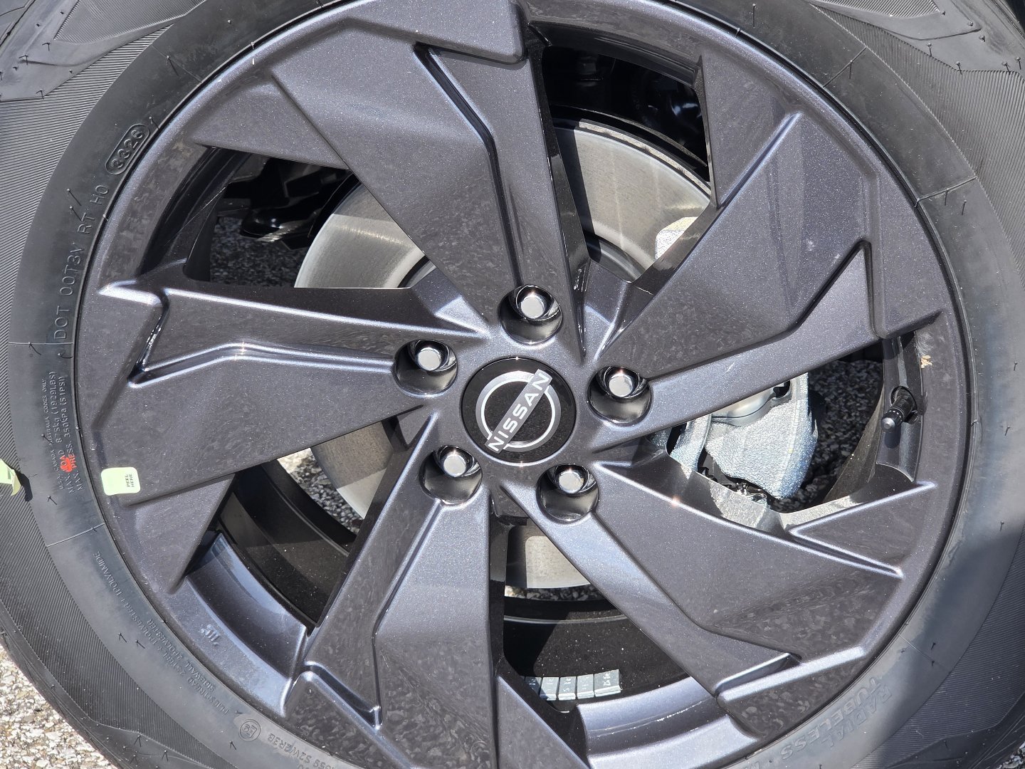 New 2027 Nissan Rogue SV AWD/4WD image 10