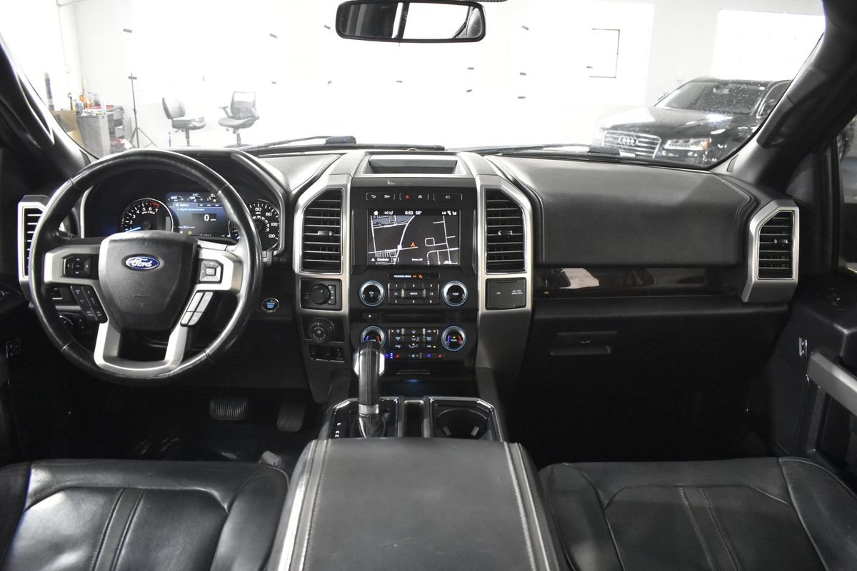Used 2017 Ford F150 Platinum w/ Equipment Group 701A Luxury AWD/4WD image 10