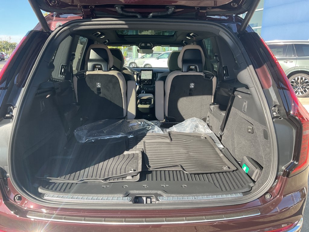 New 2027 Volvo XC90 B6 Plus AWD/4WD image 9