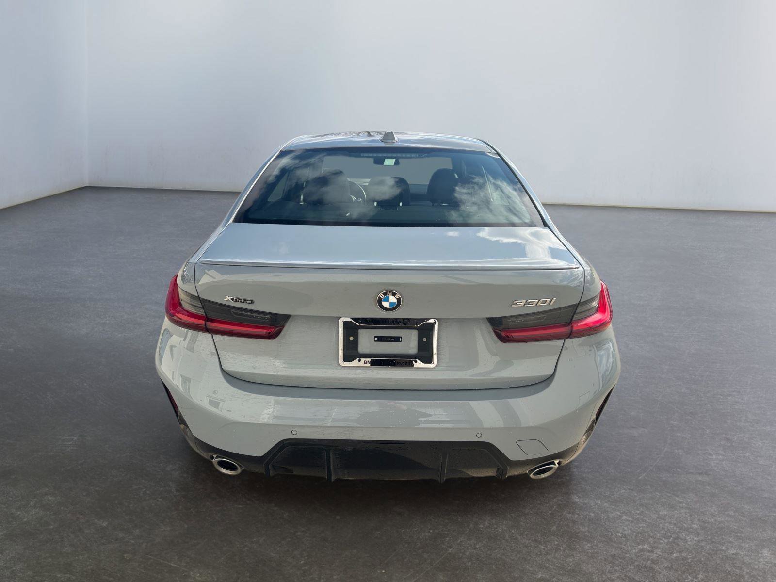 Certified 2026 BMW 330i xDrive Sedan AWD/4WD image 14