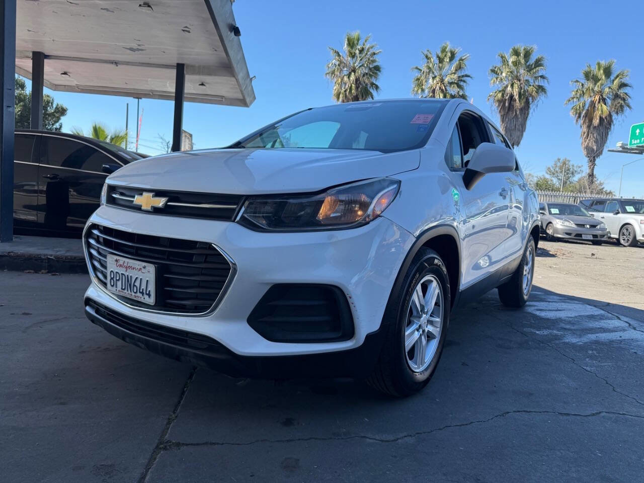 Used 2020 Chevrolet Trax LS w/ Tint and Cruise Package image 2