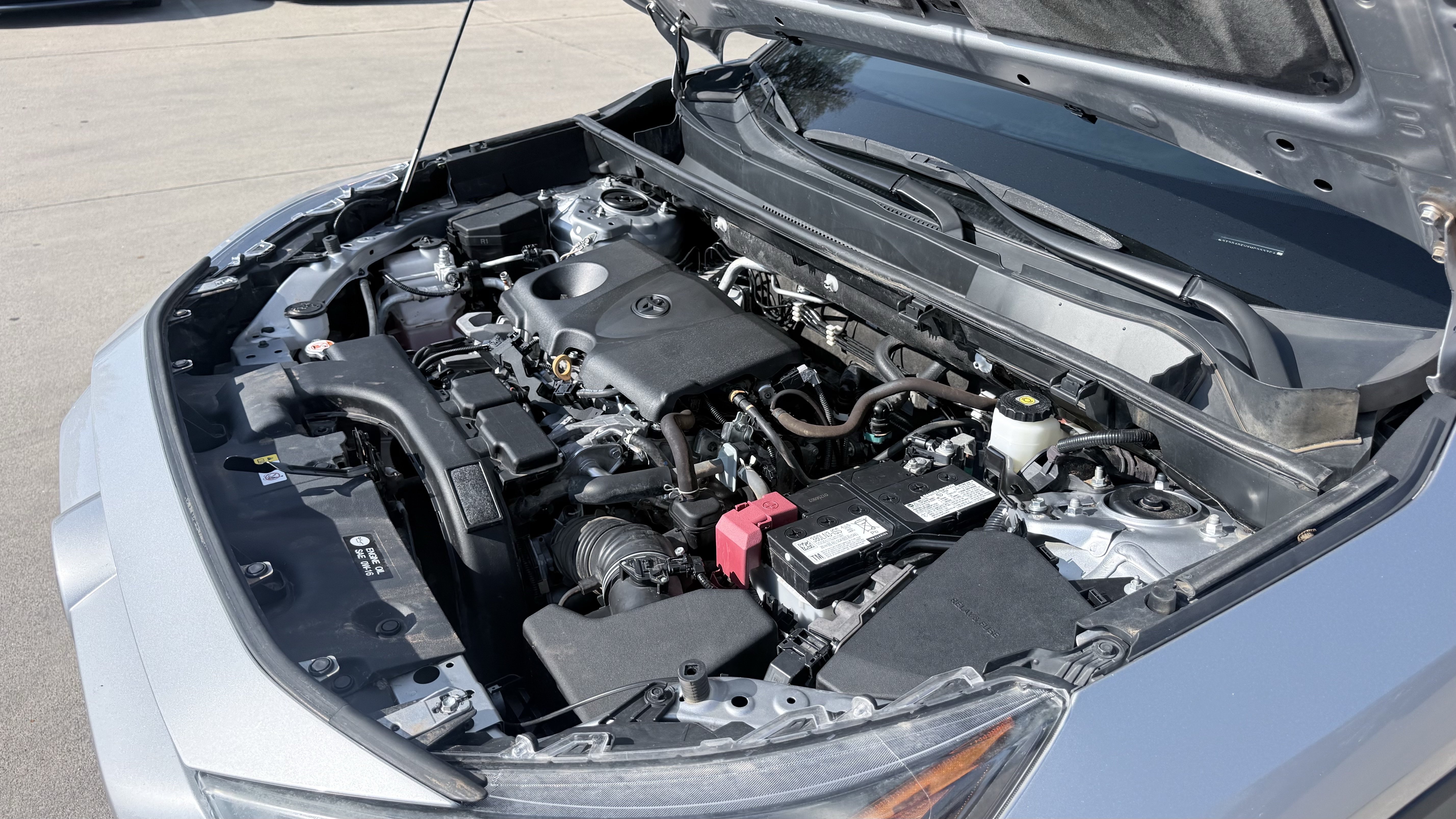 Used 2021 Toyota RAV4 XLE AWD/4WD image 15