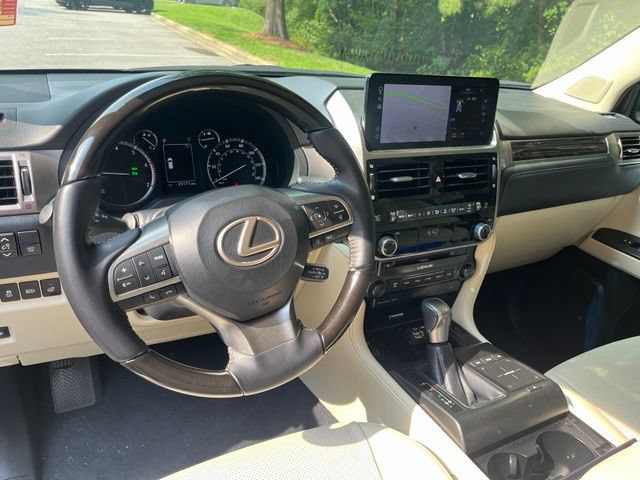 Used 2023 Lexus GX 460 Premium w/ Premium Plus Package AWD/4WD image 6