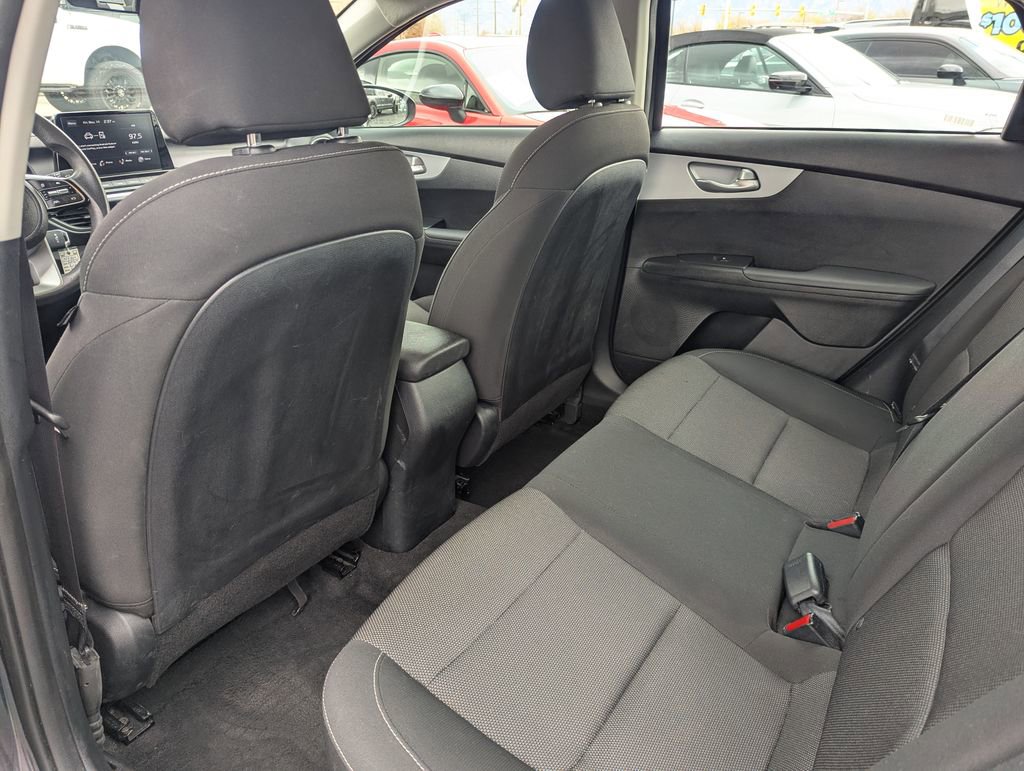 Used 2024 Kia Forte LXS image 29