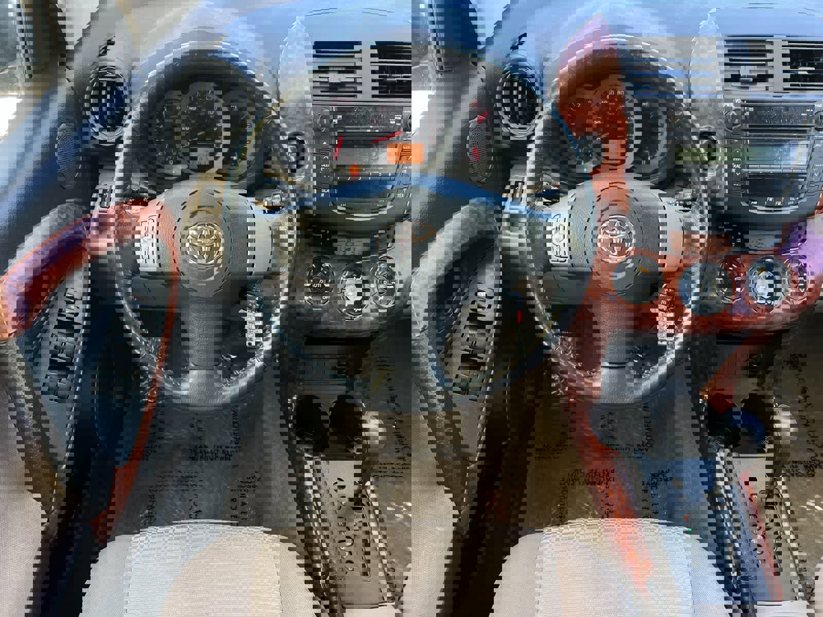 Used 2007 Toyota RAV4 Limited FWD image 15