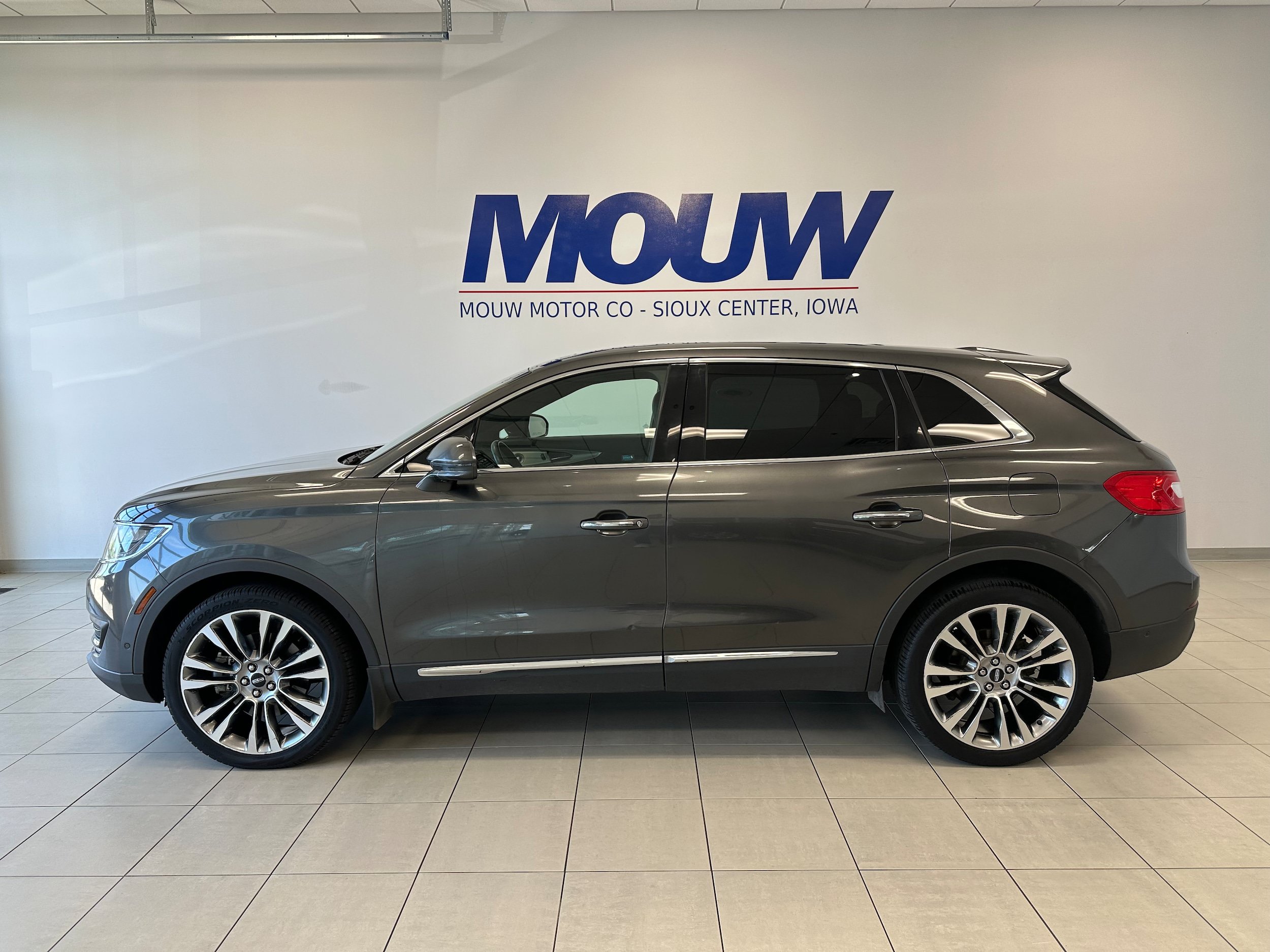 Used 2017 Lincoln MKX Reserve w/ Luxury Package