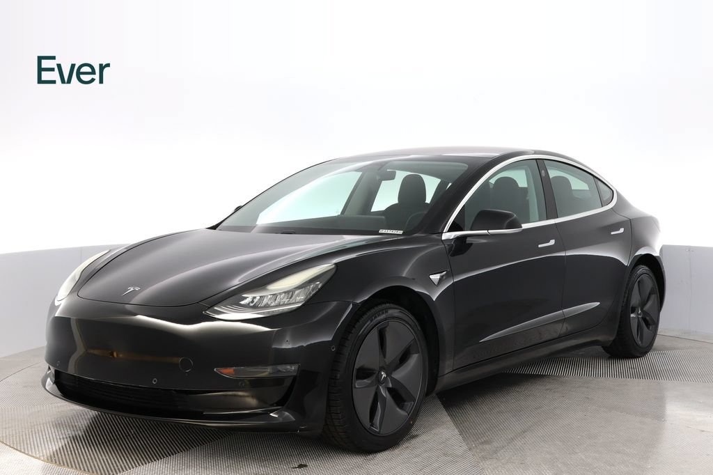 Used 2018 Tesla Model 3 Mid Range RWD image 2