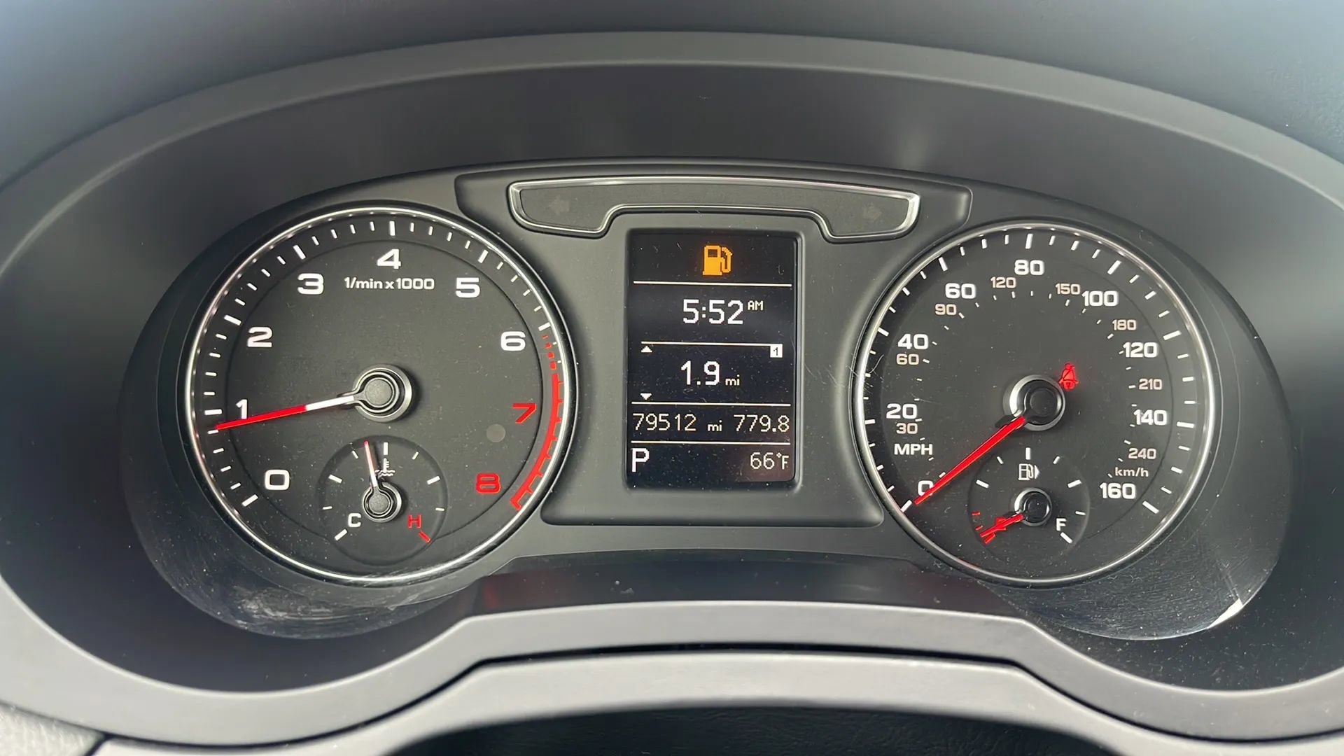 Used 2018 Audi Q3 2.0T Premium w/ Convenience Package image 27
