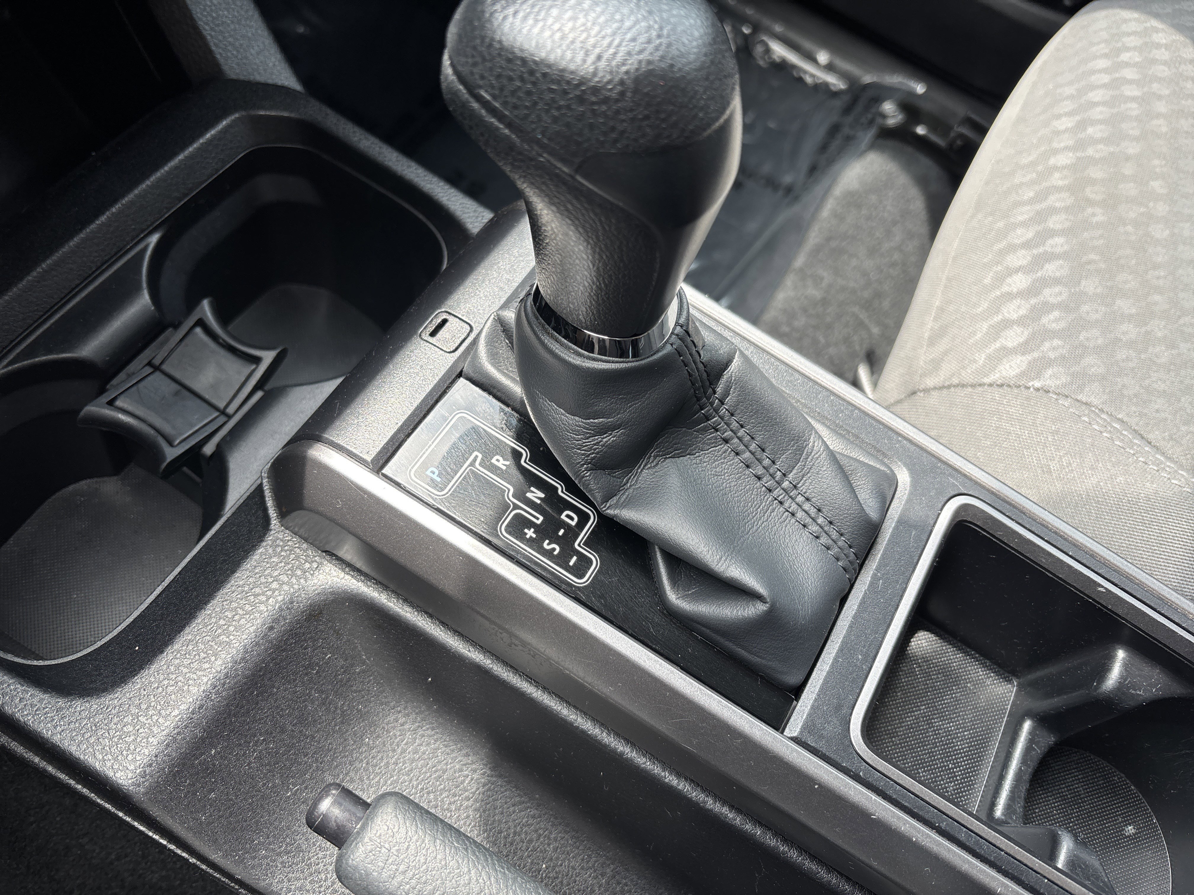 Used 2023 Toyota Tacoma SR5 w/ Technology Package AWD/4WD image 24