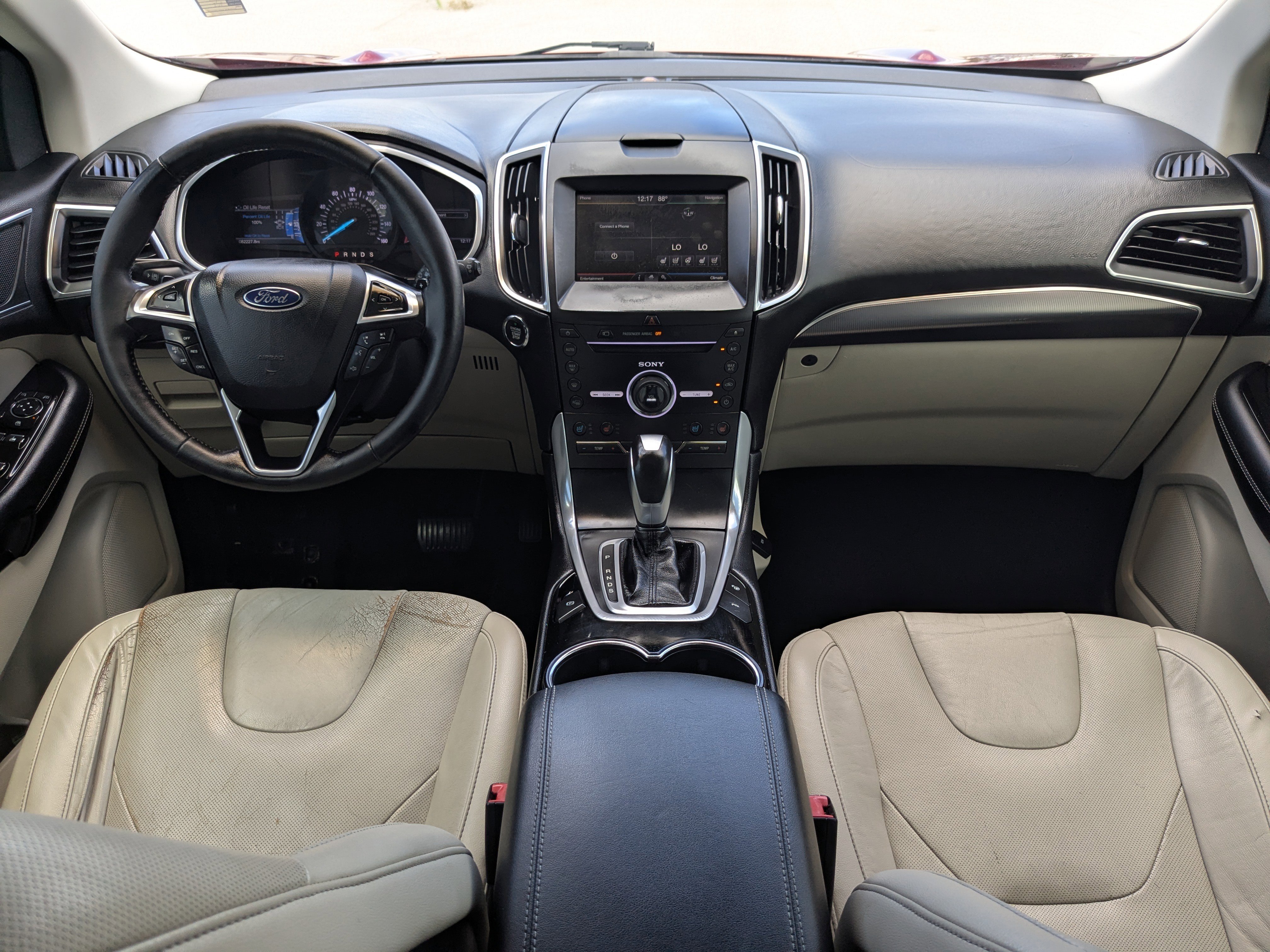 Used 2015 Ford Edge Titanium w/ Equipment Group 302A FWD image 19