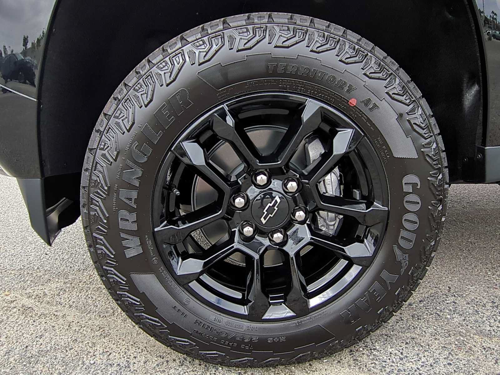 New 2026 Chevrolet Colorado Z71 w/ Midnight Edition AWD/4WD image 29