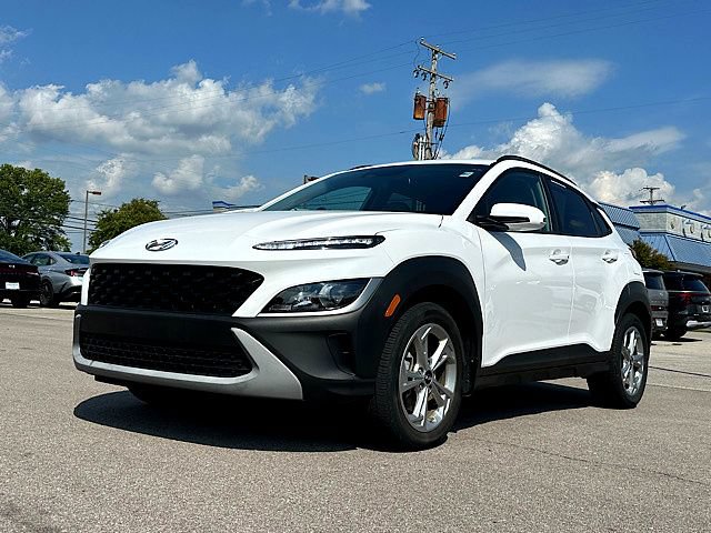 Used 2023 Hyundai Kona SEL AWD/4WD image 1