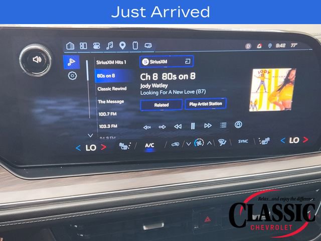 Used 2025 Chevrolet Suburban Z71 w/ Z71 Off-Road Package AWD/4WD image 7