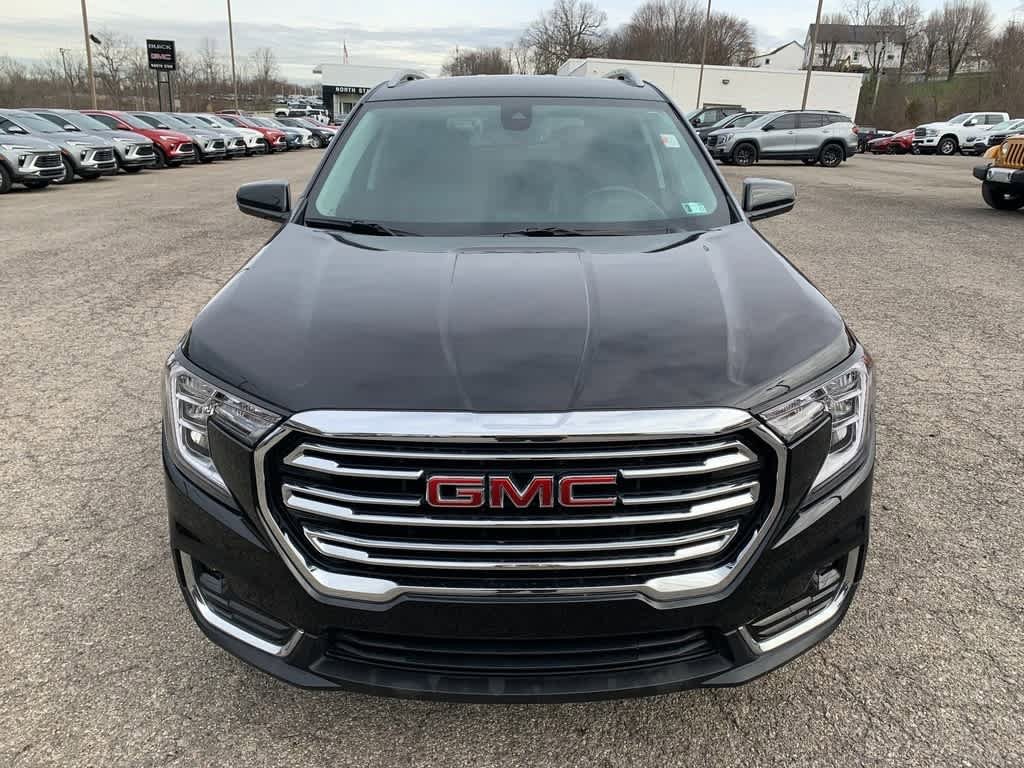 Used 2024 GMC Terrain SLT w/ Infotainment Package II AWD/4WD image 8