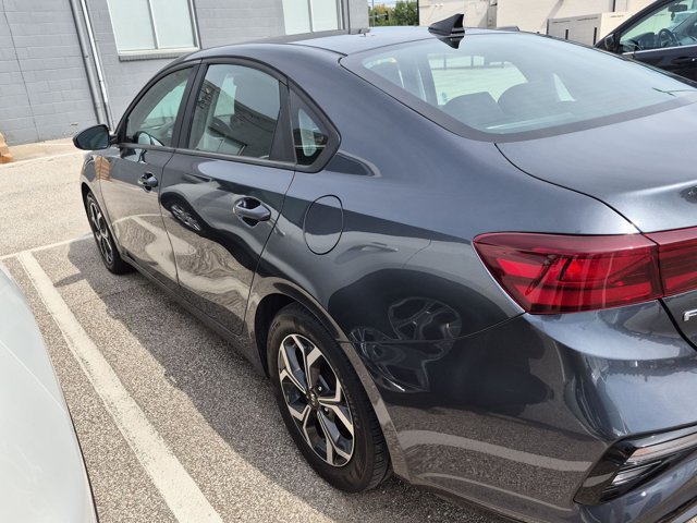 Used 2020 Kia Forte LXS FWD image 6