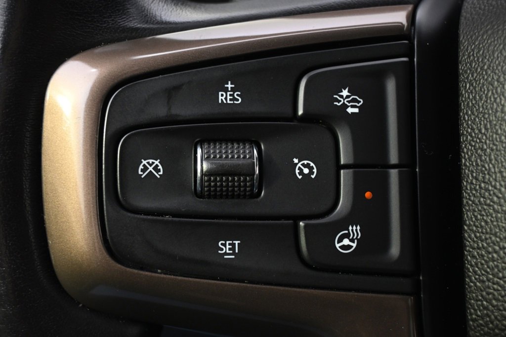 Used 2023 Chevrolet Suburban High Country image 34