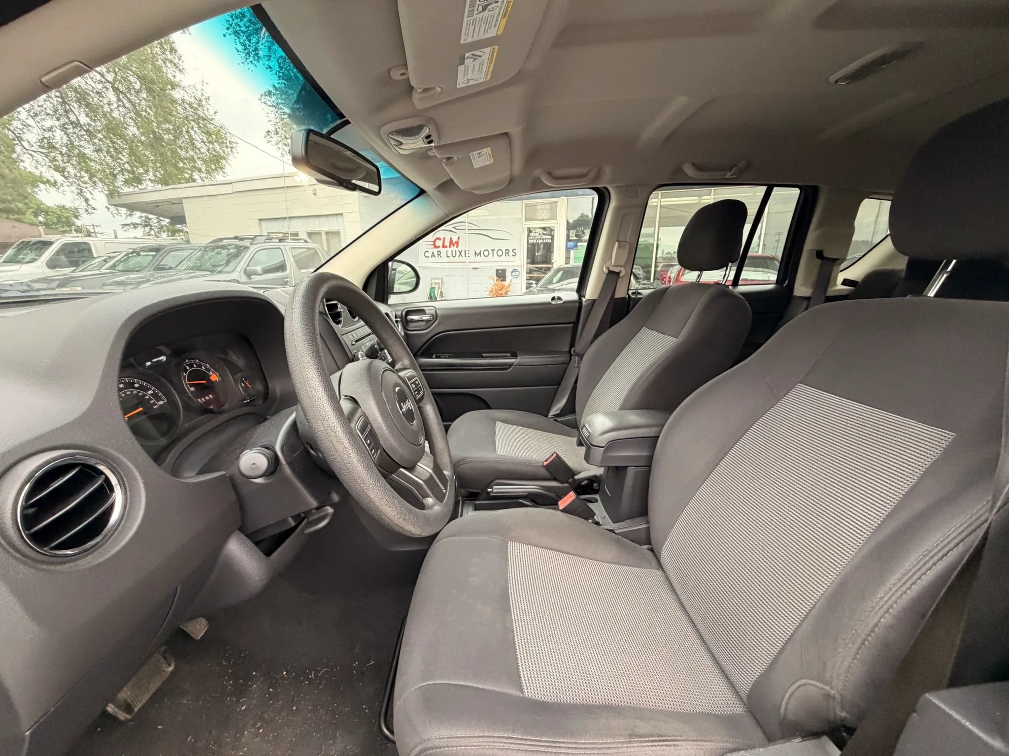 Used 2016 Jeep Compass Sport w/ Power Value Group FWD image 9