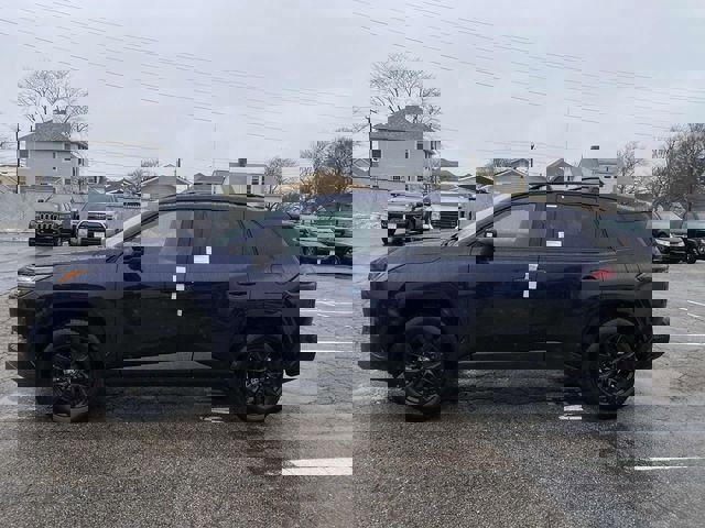 New 2026 Toyota RAV4 SE image 3