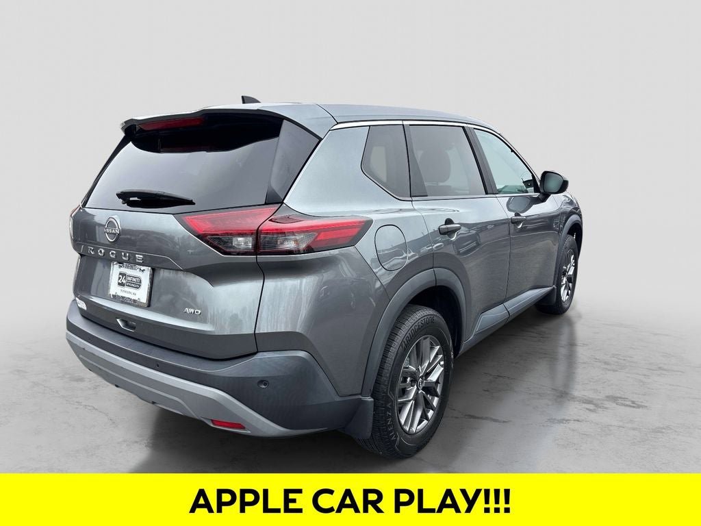 Used 2023 Nissan Rogue S AWD/4WD image 5