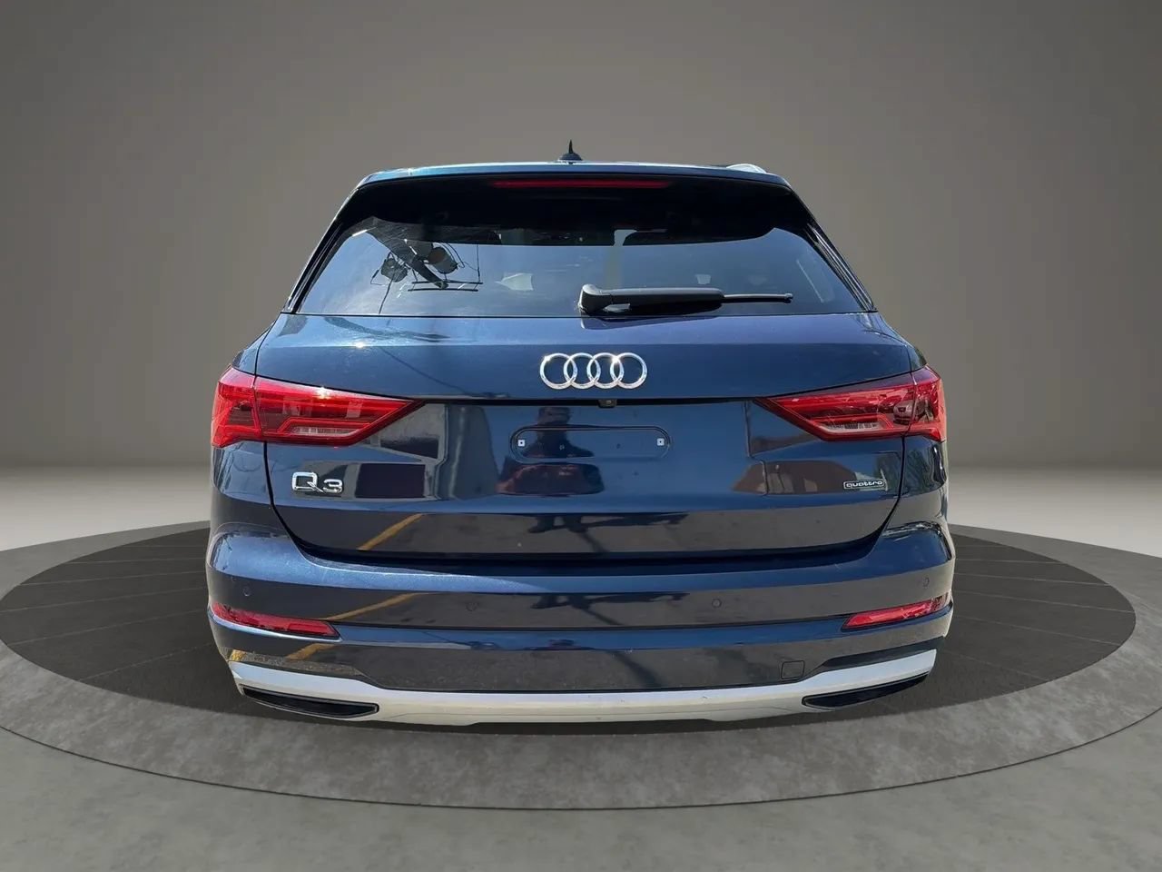 Used 2020 Audi Q3 2.0T Premium w/ Convenience Package AWD/4WD image 6
