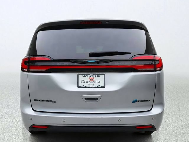 Used 2021 Chrysler Pacifica Touring-L w/ S Appearance Package FWD image 3