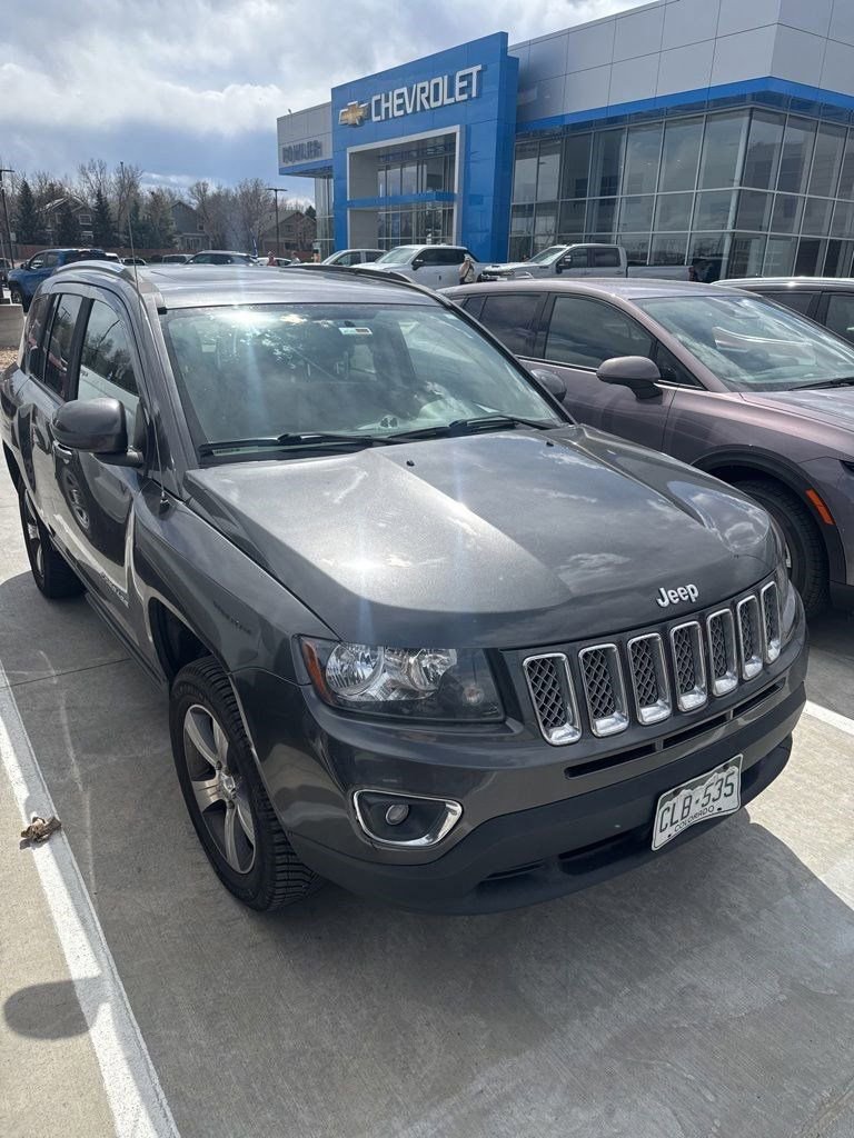 Used 2016 Jeep Compass High Altitude AWD/4WD image 3