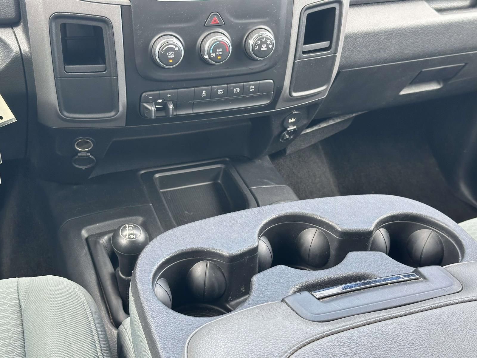 Used 2015 RAM 2500 Tradesman w/ Chrome Appearance Group AWD/4WD image 19