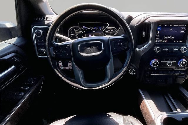 Used 2022 GMC Sierra 3500 Denali w/ Denali Ultimate Package AWD/4WD image 8