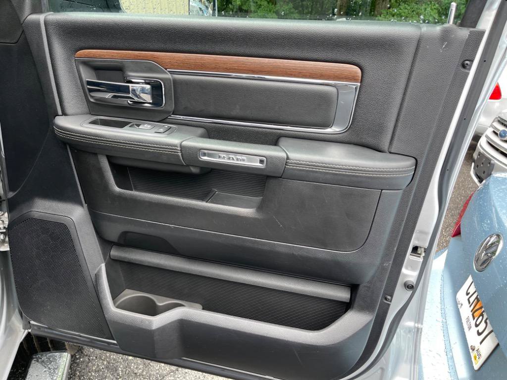 Used 2017 RAM 2500 Laramie w/ Snow Chief Group image 39