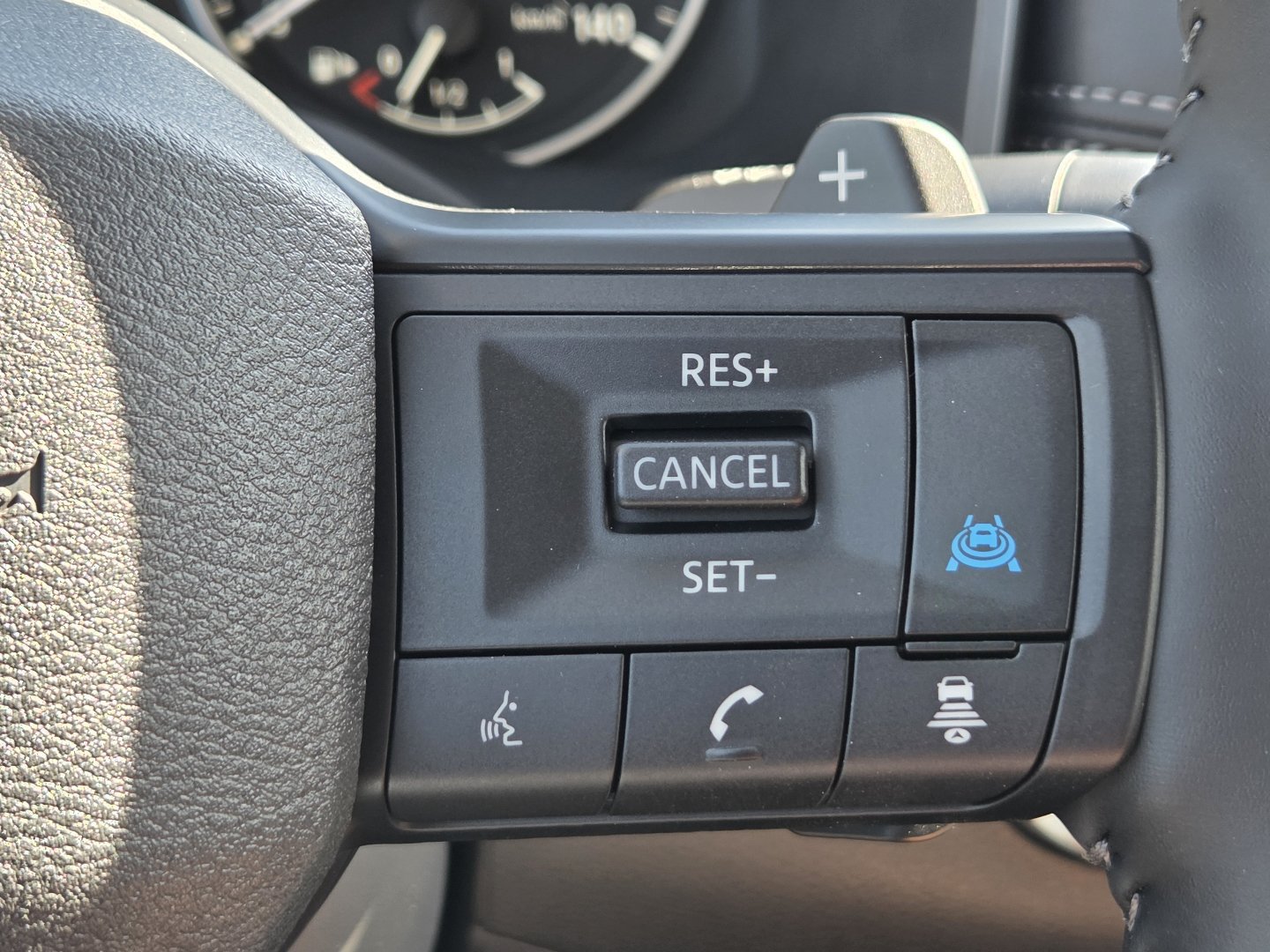 New 2027 Nissan Rogue SV w/ Cold Weather Package AWD/4WD image 30