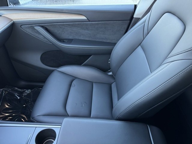 Used 2023 Tesla Model Y Long Range image 19
