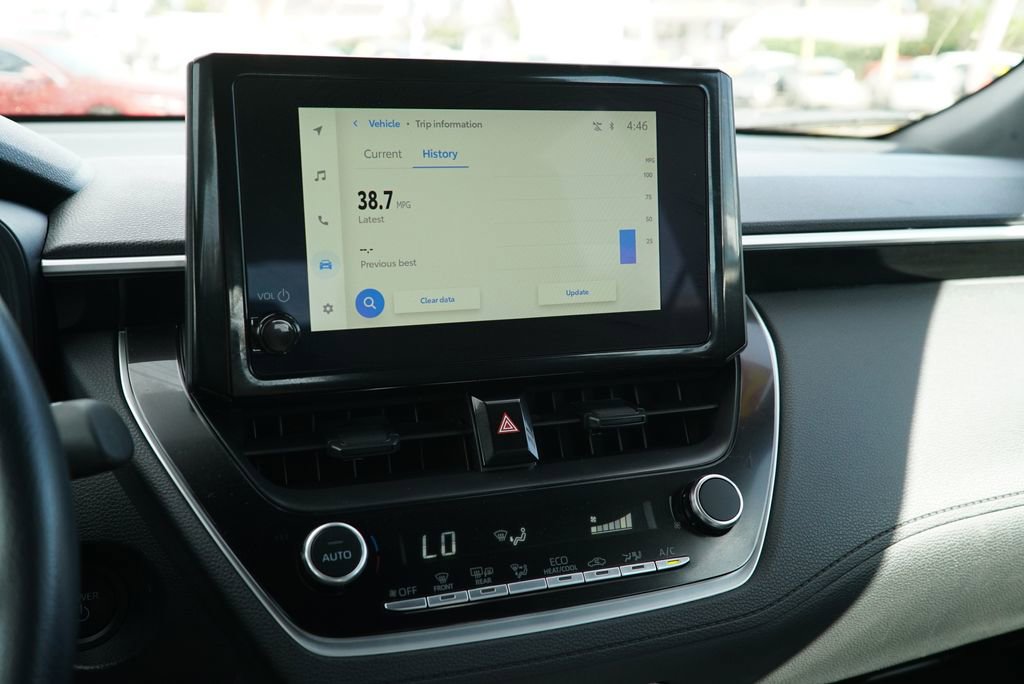 Used 2024 Toyota Corolla Cross S AWD/4WD image 13