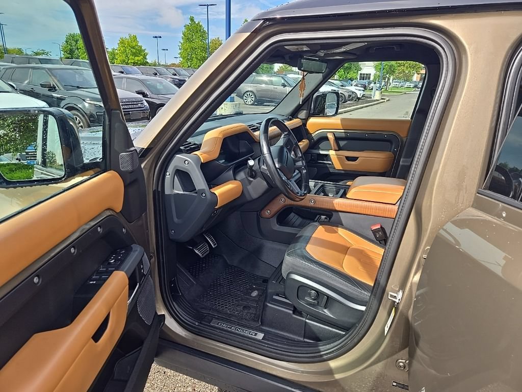 Used 2021 Land Rover Defender 110 X AWD/4WD image 16