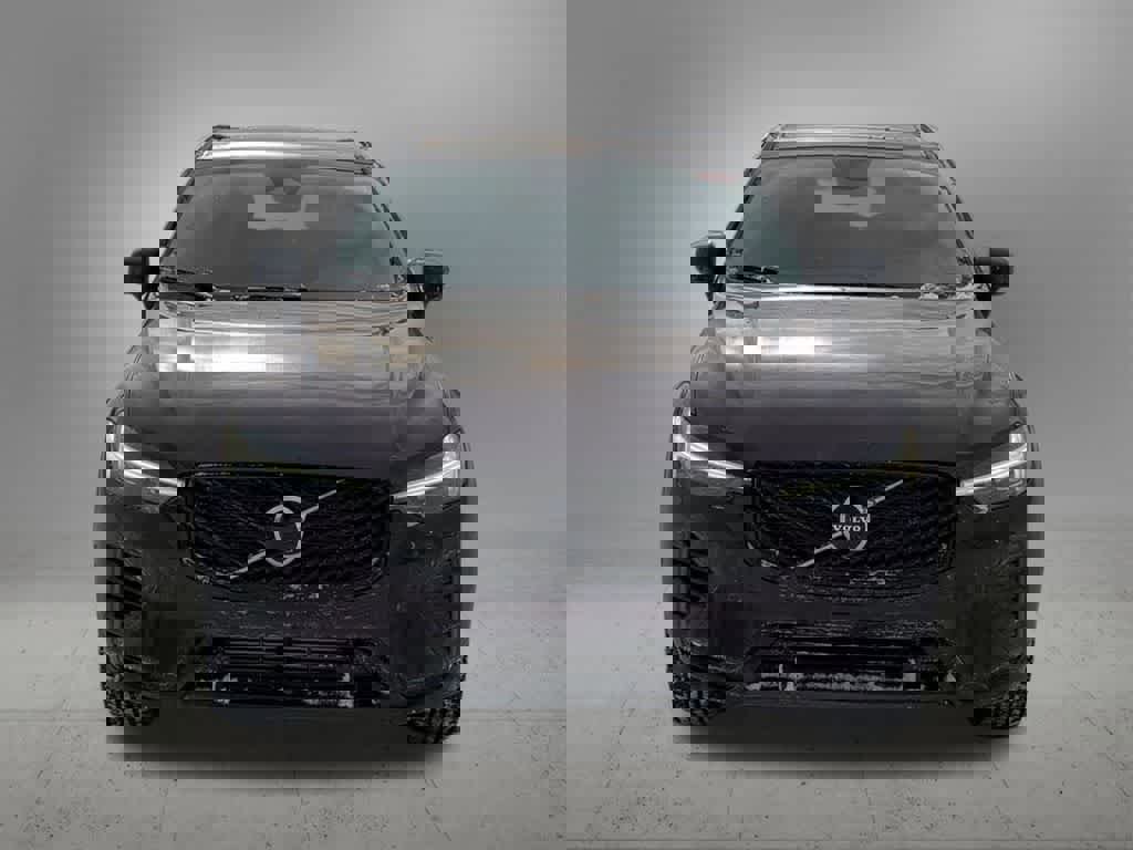 New 2026 Volvo XC60 T8 Plus w/ Protection Package Premier image 9