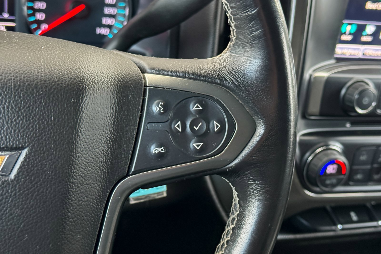 Used 2018 Chevrolet Silverado 1500 LT w/ All Star Edition image 18