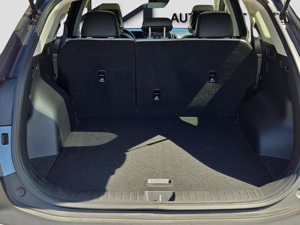 Certified 2024 Kia Sportage EX image 11