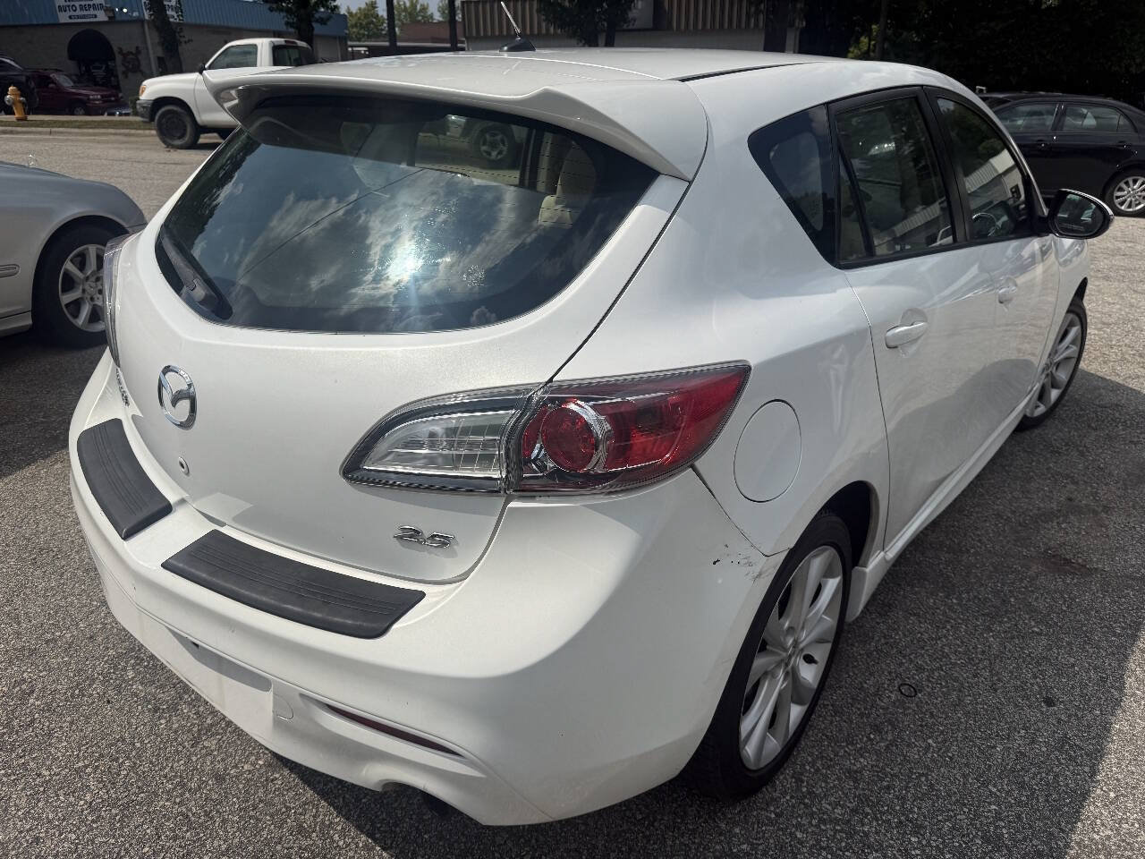 Used 2010 MAZDA MAZDA3 s Sport FWD image 5