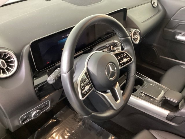 Used 2021 Mercedes-Benz GLA 250 4MATIC image 9