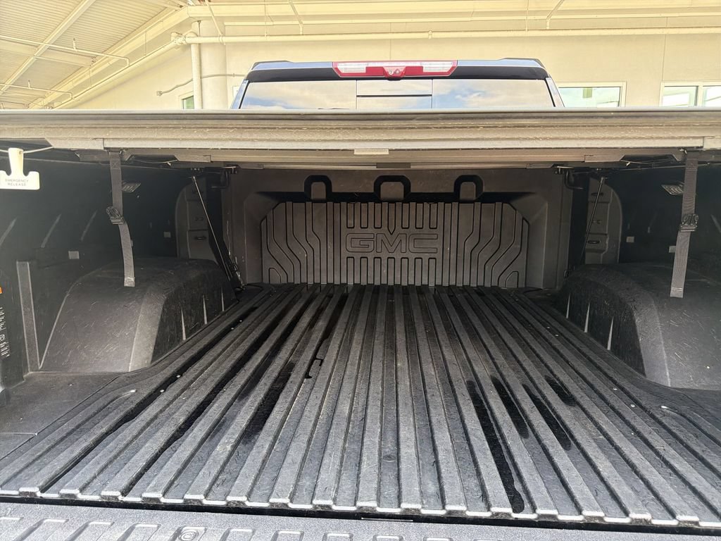 Certified 2024 GMC Sierra 1500 AT4 w/ Technology Package AWD/4WD image 27