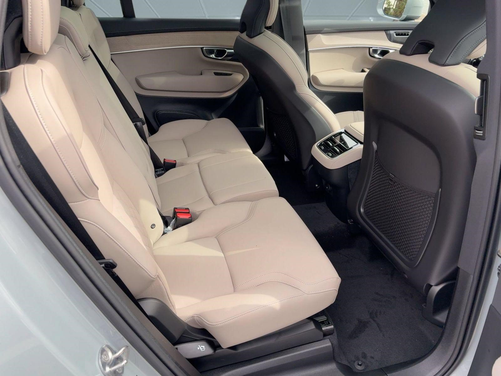 Certified 2026 Volvo XC90 B6 Plus w/ Protection Package AWD/4WD image 29