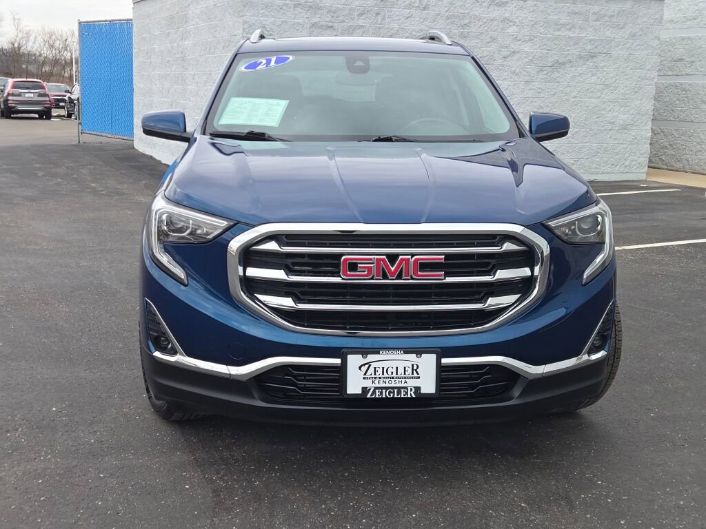 Used 2021 GMC Terrain SLT w/ Infotainment Package II image 4