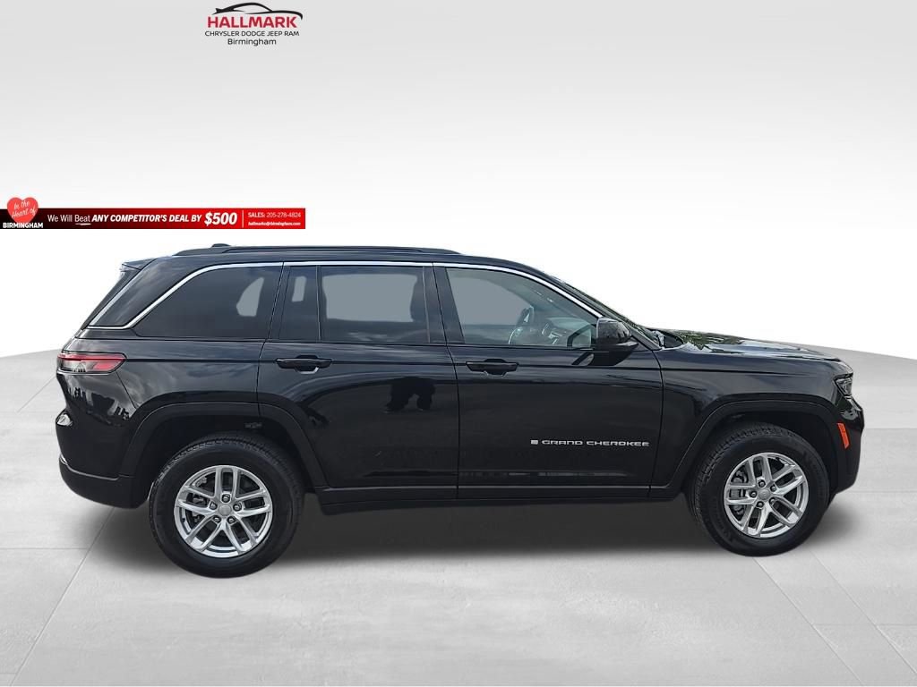 Used 2025 Jeep Grand Cherokee Laredo X w/ Luxury Tech Group I image 2