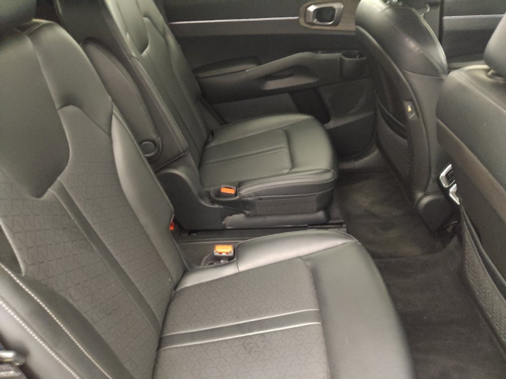 Used 2021 Kia Sorento EX w/ Panoramic Sunroof Package AWD/4WD image 19